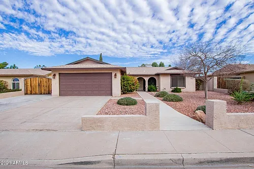 5138 W Desert Cove Ave Photo 1