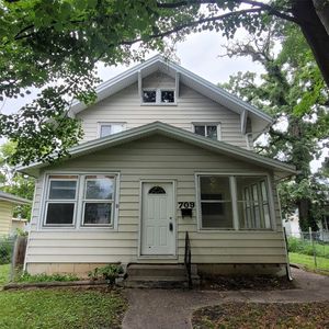 709 Oak Park Ave, Des Moines, IA, 50313