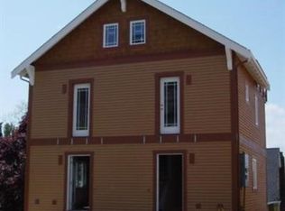 1906 A 11th Ave W #A, Seattle, WA 98119