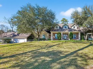 1211 Cypress Ln, Kingwood, TX 77339
