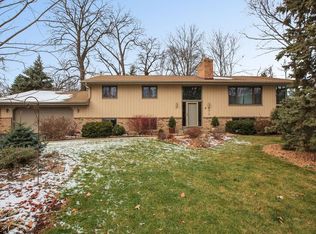 4015 Saratoga Cir N, Plymouth, MN 55441