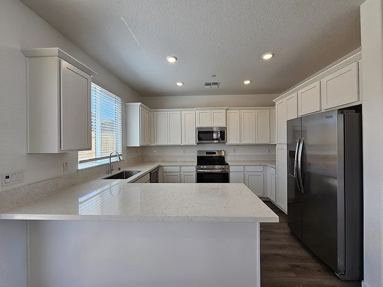 3569 Vestland Way — Photo 7