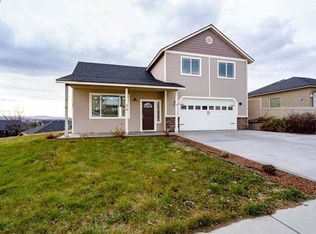 6008 Woodbine Dr, Pasco, WA 99301