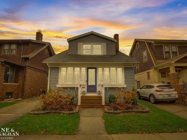 1231 Lakepointe St, Grosse Pointe Park, MI 48230