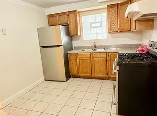 5843 W Warwick Ave #G, Chicago, IL 60634