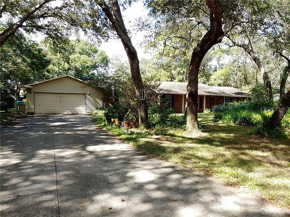 1st image of 220 Morton Ln