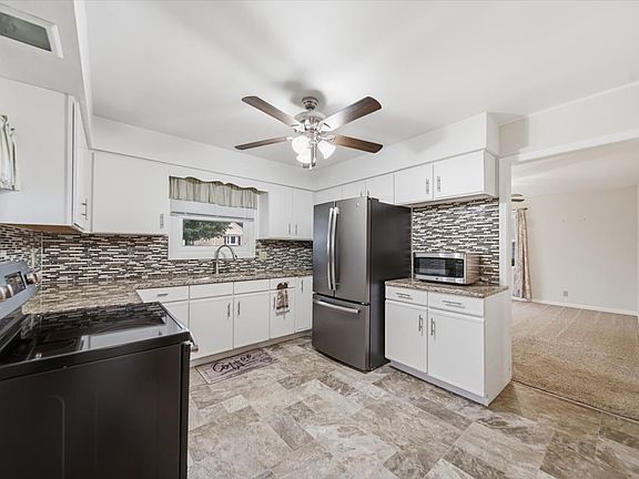 4th image of 808 W 14th St