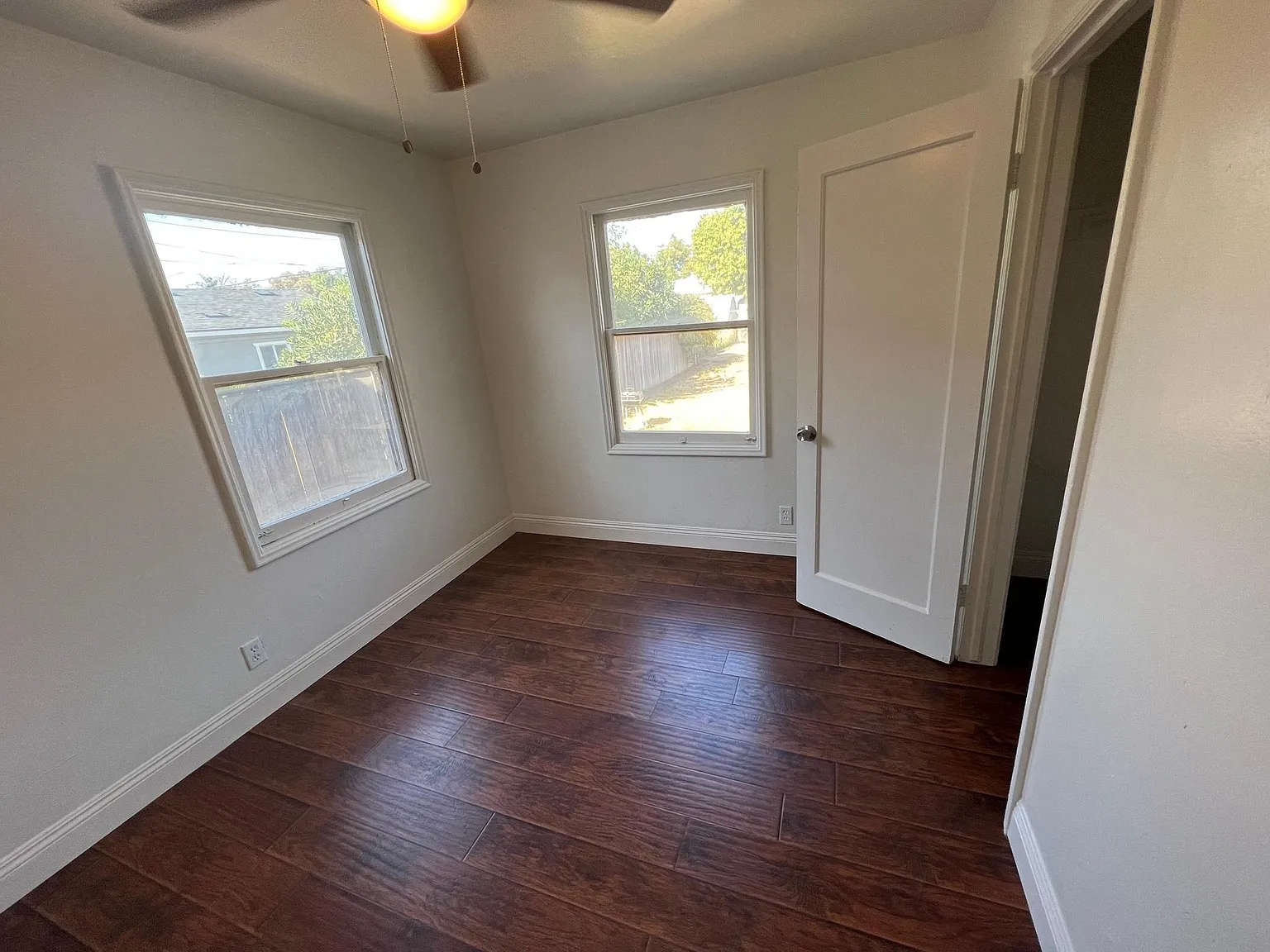 2 bed, 900 sqft, $1,295 — Photo 4