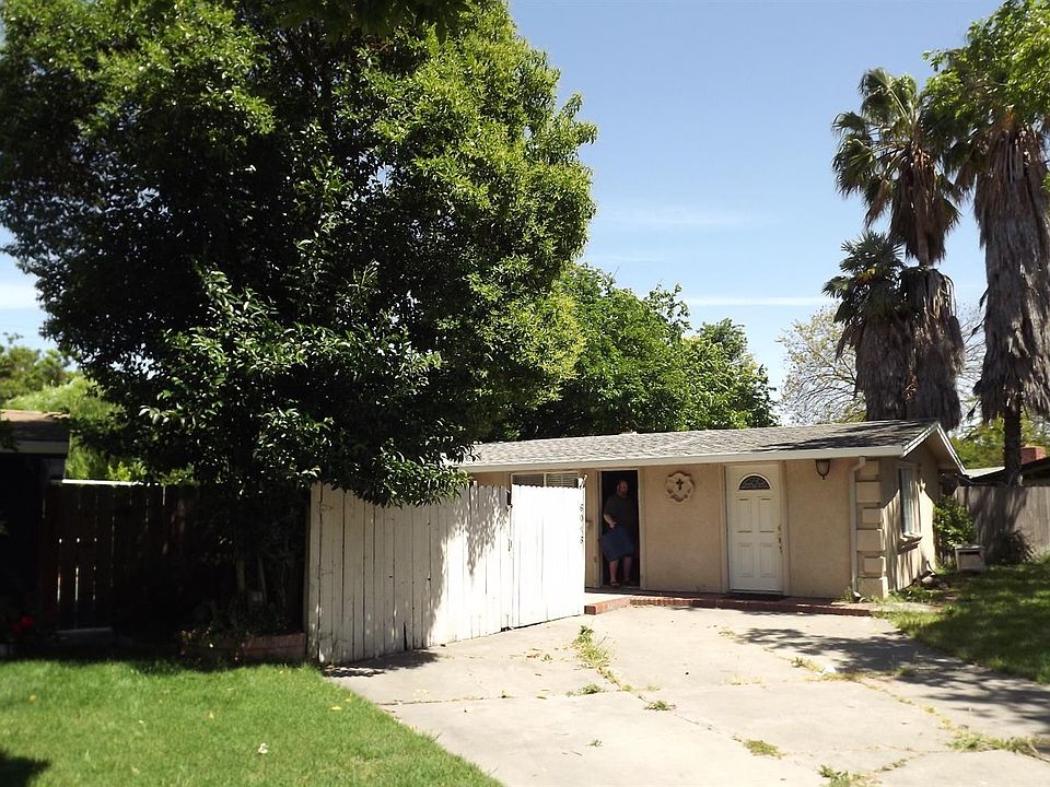 1st image of 6018 Brea Ave