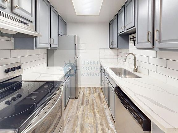 4th image of 325 Standiford Ave APT 18