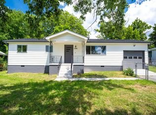 1306 Raydine Ln, Rossville, GA 30741