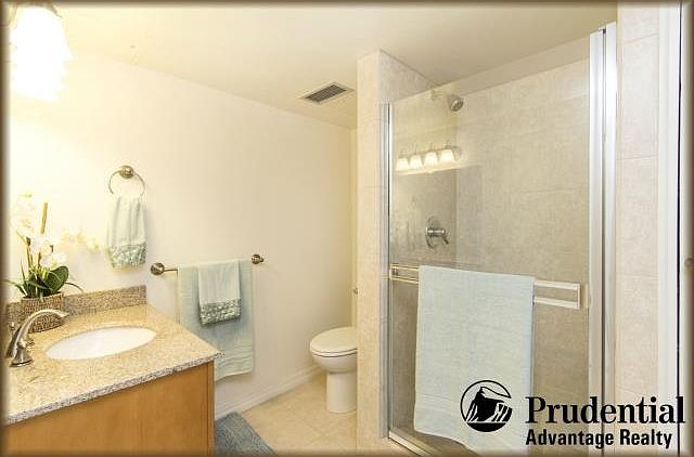 2nd image of 2825 S King St APT 3803