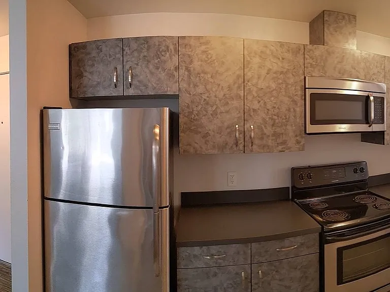 #8 - Kitchen and Entry #8 - Kitchen and Entry