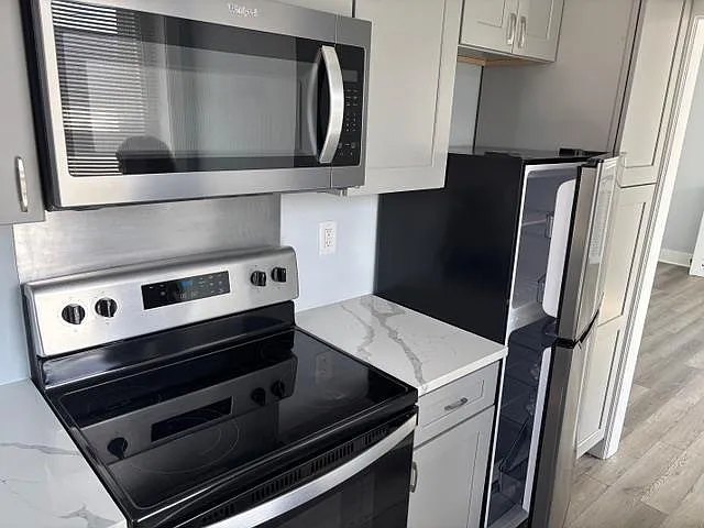 1 bed, 1.0 bath, 533 sqft, $1,500 — Photo 2
