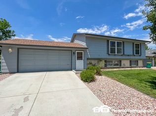 3057 S Hoyt Way, Lakewood, CO 80227