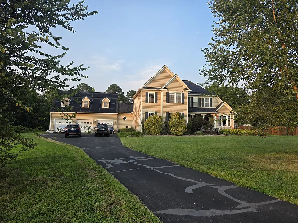 22322 Hanover Dr