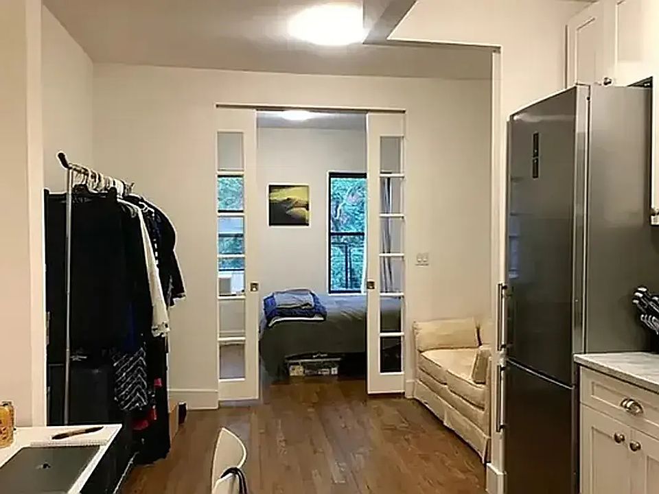 1st image of 308 W 21st St APT C1
