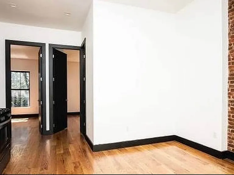760 Putnam Ave #3 — Photo 5
