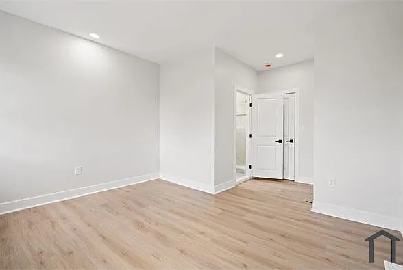 711 1/2 McCabe Ave — Photo 19