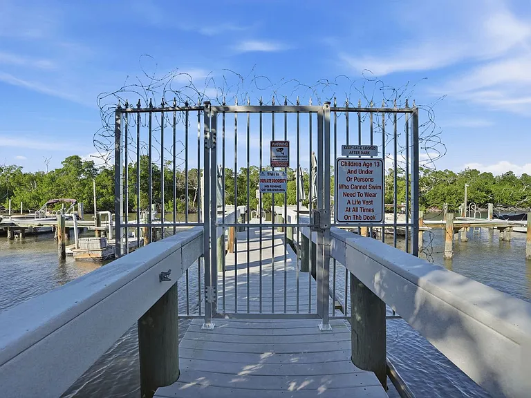 300 Stevens Landing Dr #3-ID1547818P — Photo 24