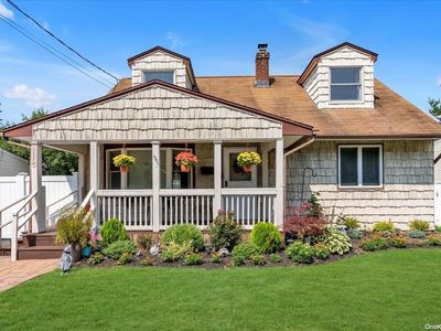 2374 Wantagh Avenue, Wantagh, NY, 11793