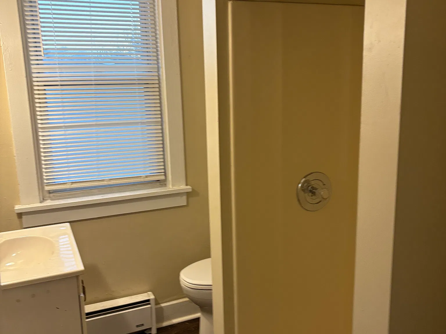 2 bed, $1,064 — Photo 2