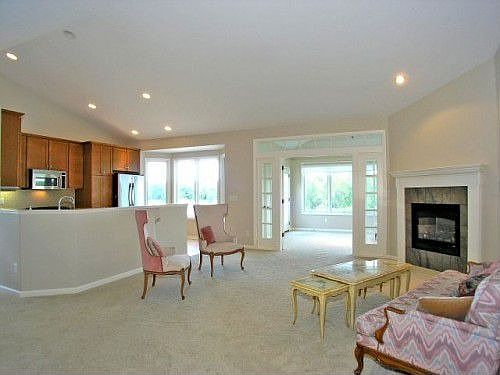 3rd image of 3941 Crystal Waters Ln NE