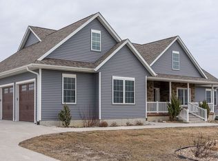 3368 Southridge Dr, Amana, IA 52203