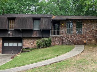 902 Hillcrest Rd, Adamsville, AL 35005