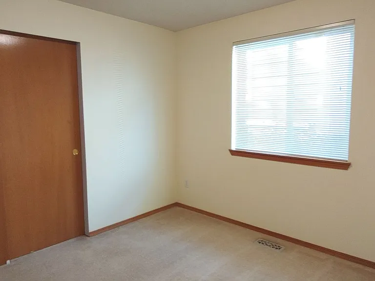 13258 SW Yarrow Way — Photo 21