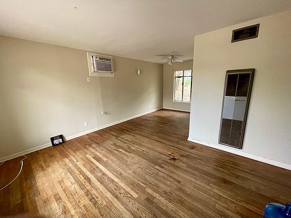 2nd image of 359 Ashland Dr