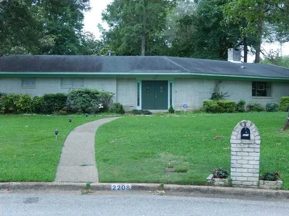 2208 Fairwood Ct, Mobile, AL 36609