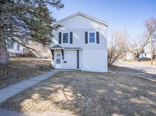 531 E 11th St, Duluth, MN 55805