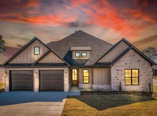 1470 Ronnie Weaver Dr, Conway, AR 72034