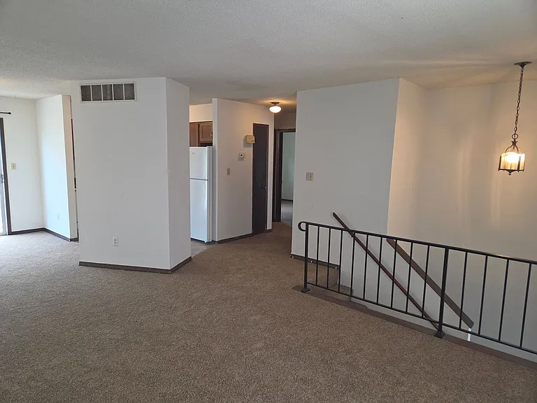 4425-4427 E Santa Anna Dr — Photo 3
