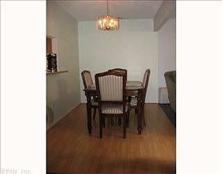 2nd image of 3726 Chimney Creek Dr