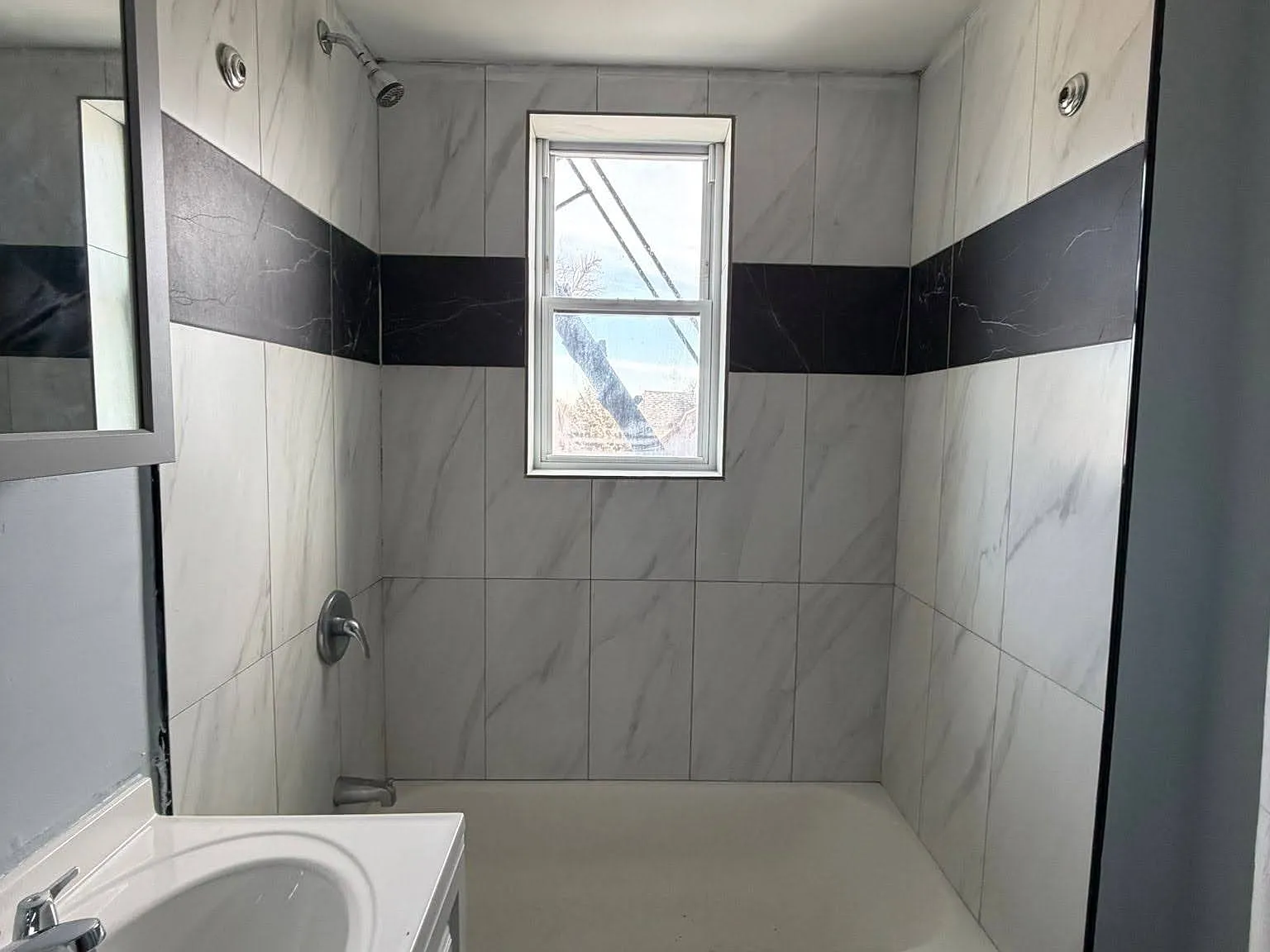 2 bed, $2,100 — Photo 4