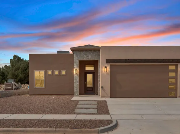 605 San Carlos Ct, Fabens, TX 79838