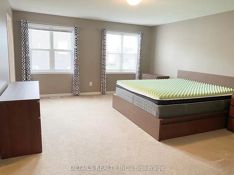 439 Cavesson St — Photo 11