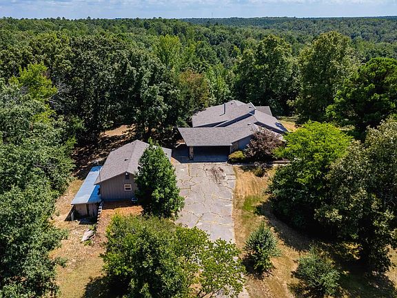 5th image of 8222 Ridge Rd