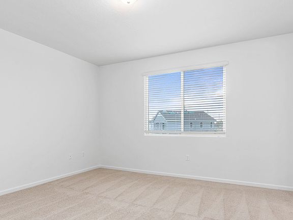 4th image of 3009 N Dudley St