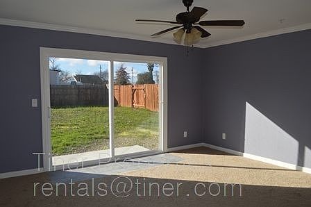 3rd image of 1432 Katharine Ave
