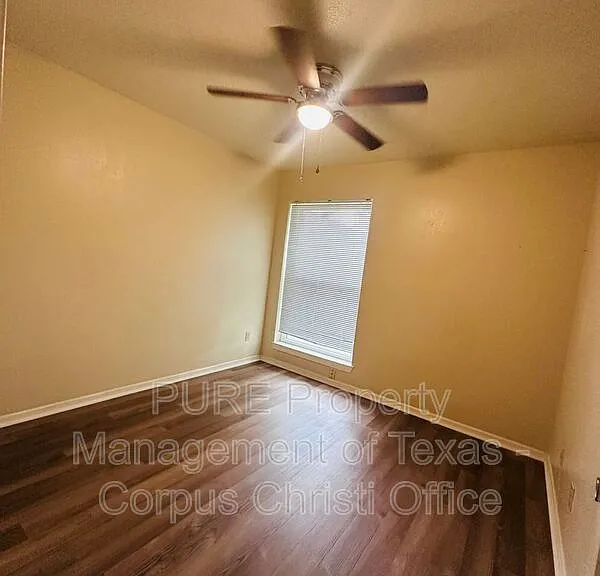 7433 Spitfire Dr — Photo 11