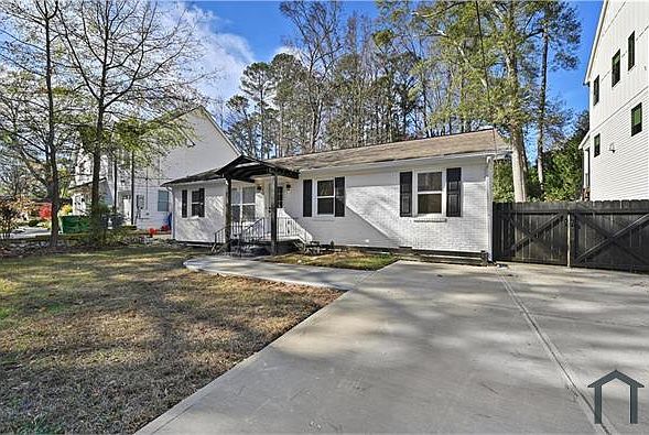 1st image of 1728 Wayland Cir NE