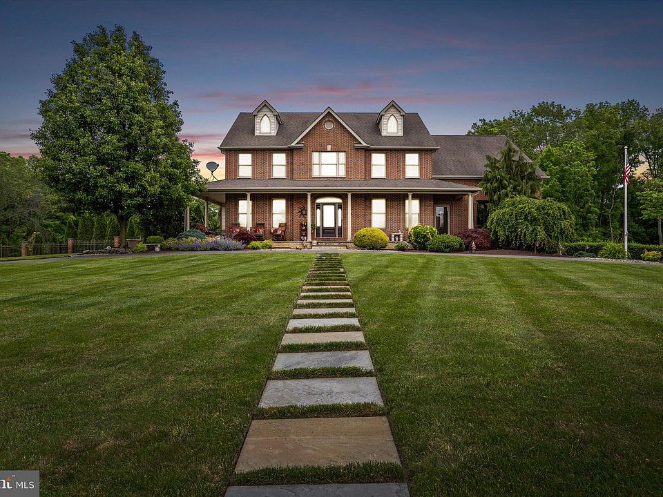 14 Dellaira Ct, Wrightstown, NJ 08562 Zillow