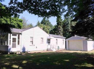 5528 E Albain Rd, Monroe, MI 48161