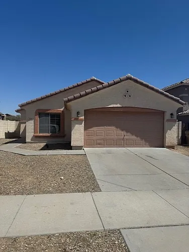 573 S 167th Dr Photo 1