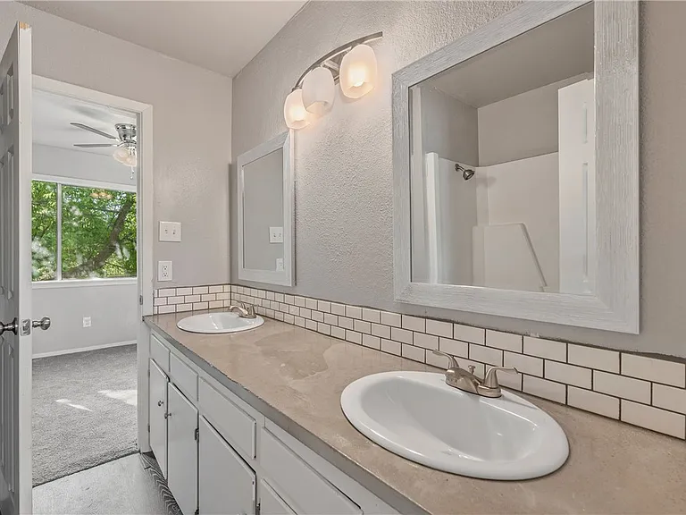 3345 Lodgepole Cir — Photo 13