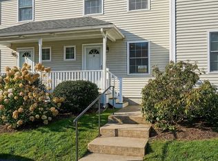 8 Hockanum Rd APT 10, Northampton, MA 01060