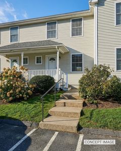 8 Hockanum Rd APT 10, Northampton, MA, 01060